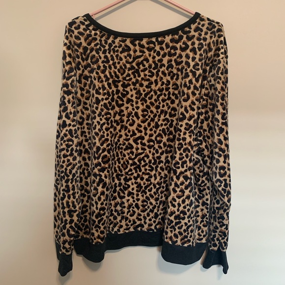 Kate Spade Cheetah Print Velour Top, size XXL - Picture 3 of 8